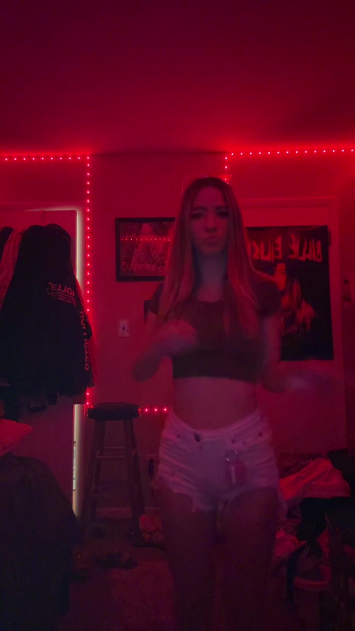 @livy.poo.16