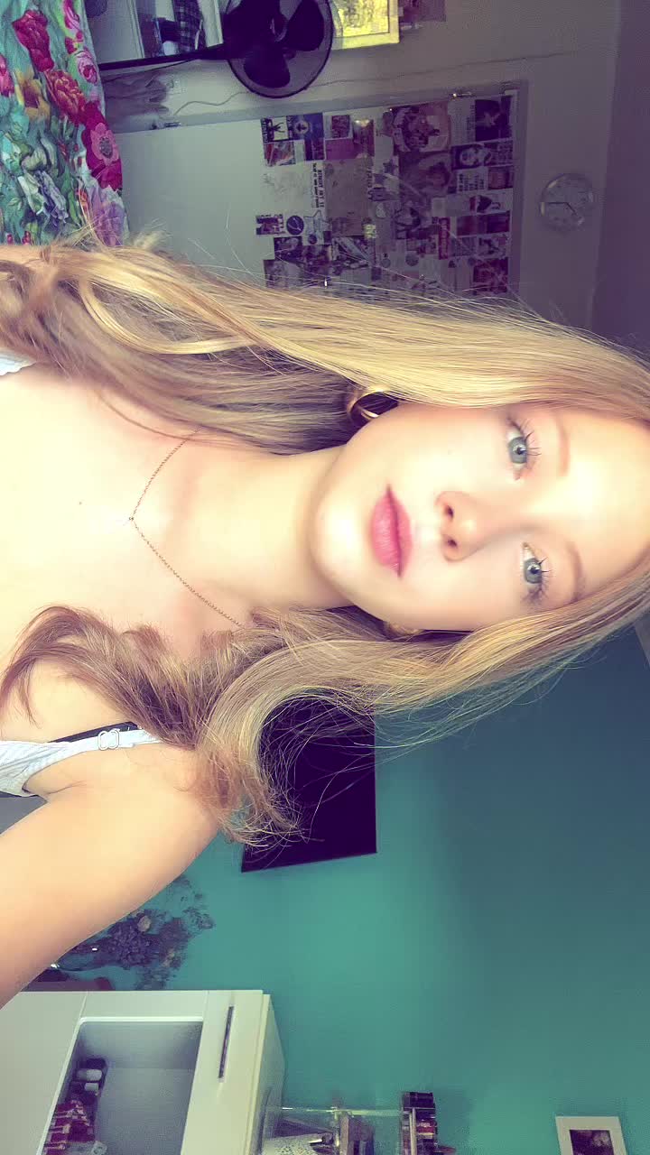 @julieecitaa