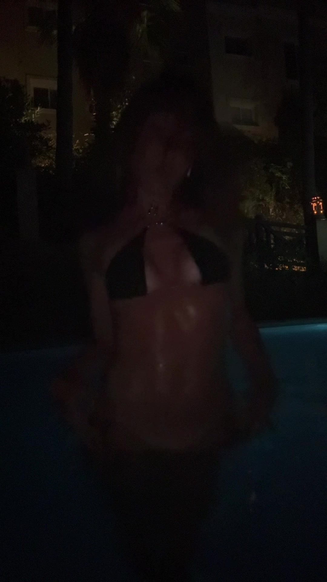 @hi