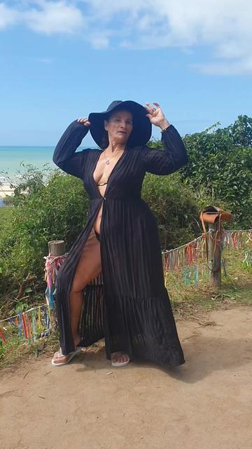 @Maria Elisabete