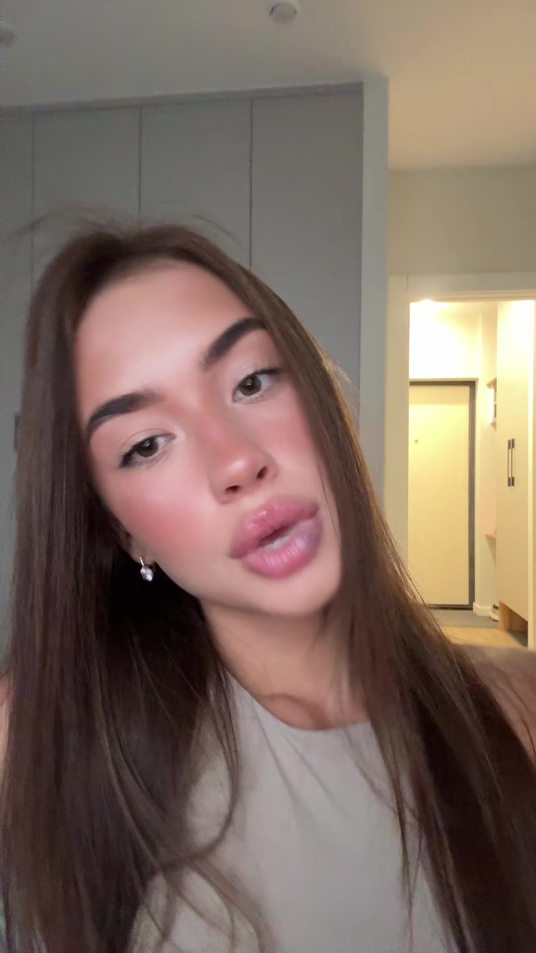 @Valeria