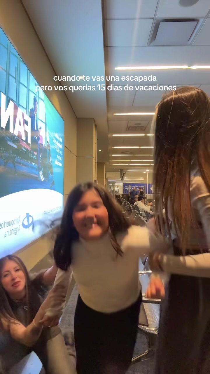 @𝒿𝓊𝒶𝓃𝒾𝓉𝒶
