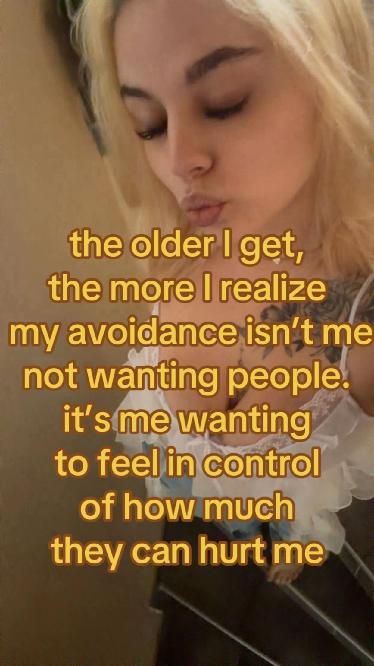 @ˢᵃʳᵃʰ<³