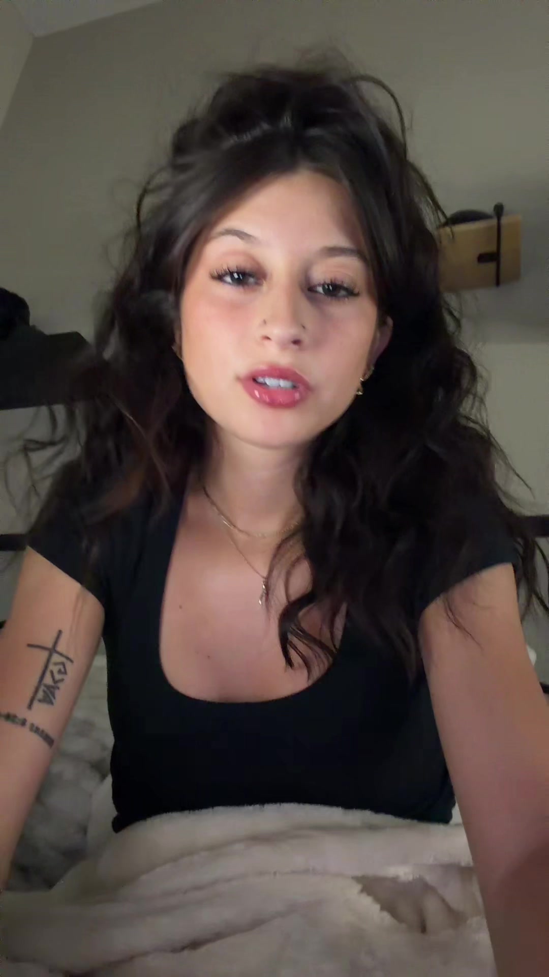 @ella