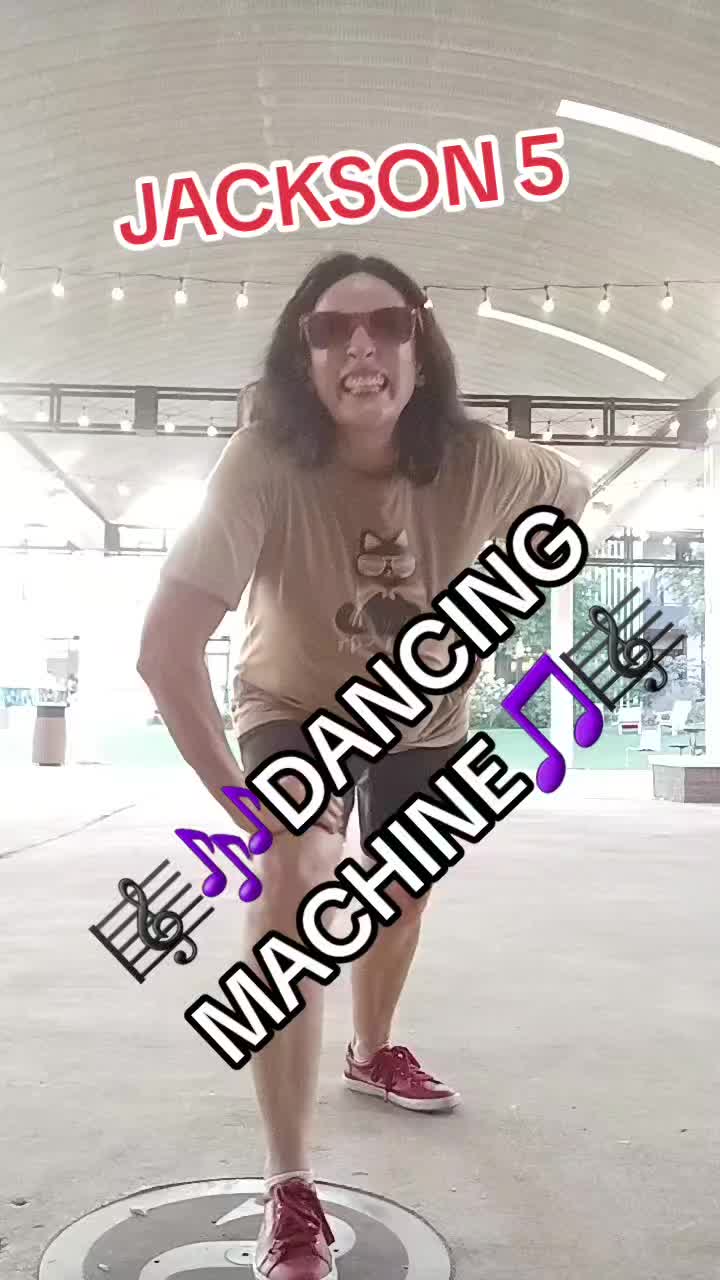 @Downtown Dancing Vicki