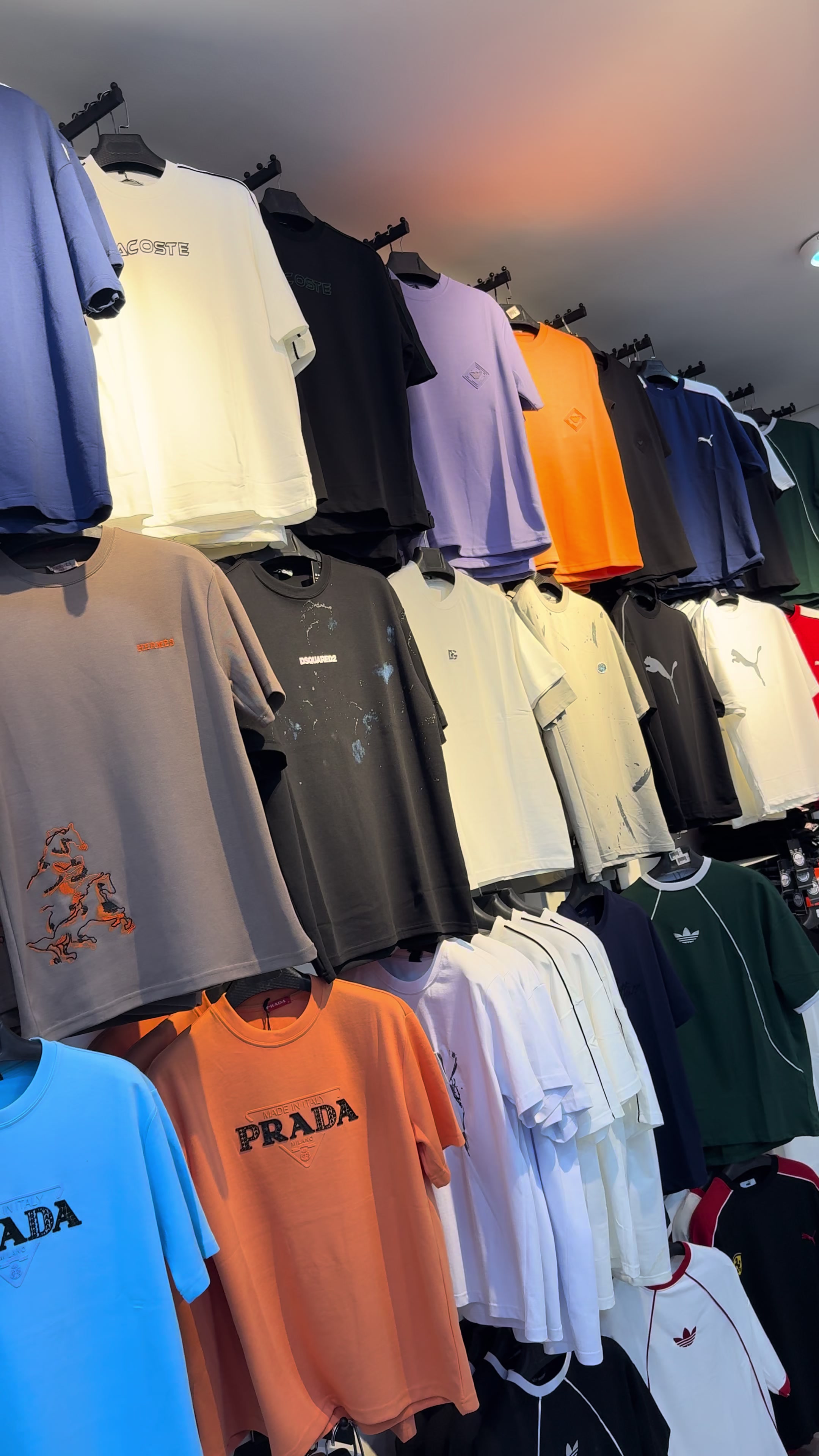 @معتز لملابس الشباب والاحذيه🛍️