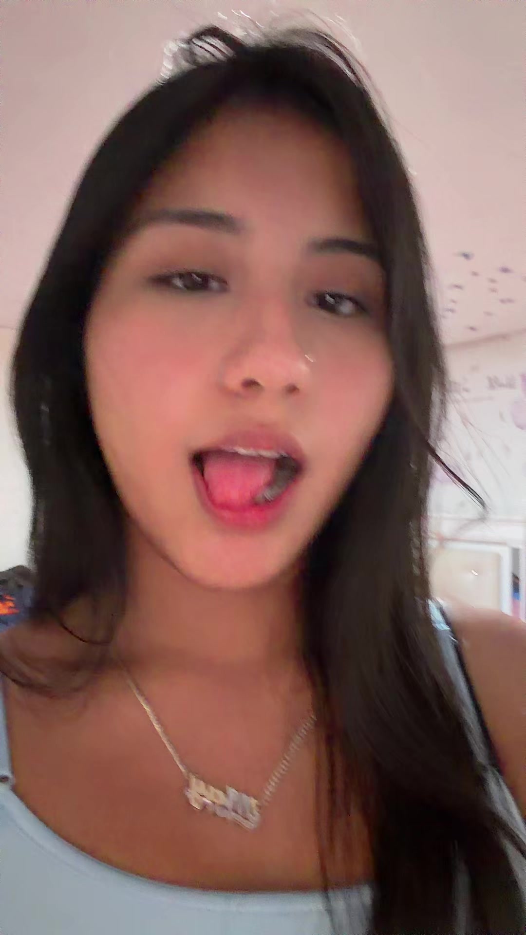 @khgvbhhcv