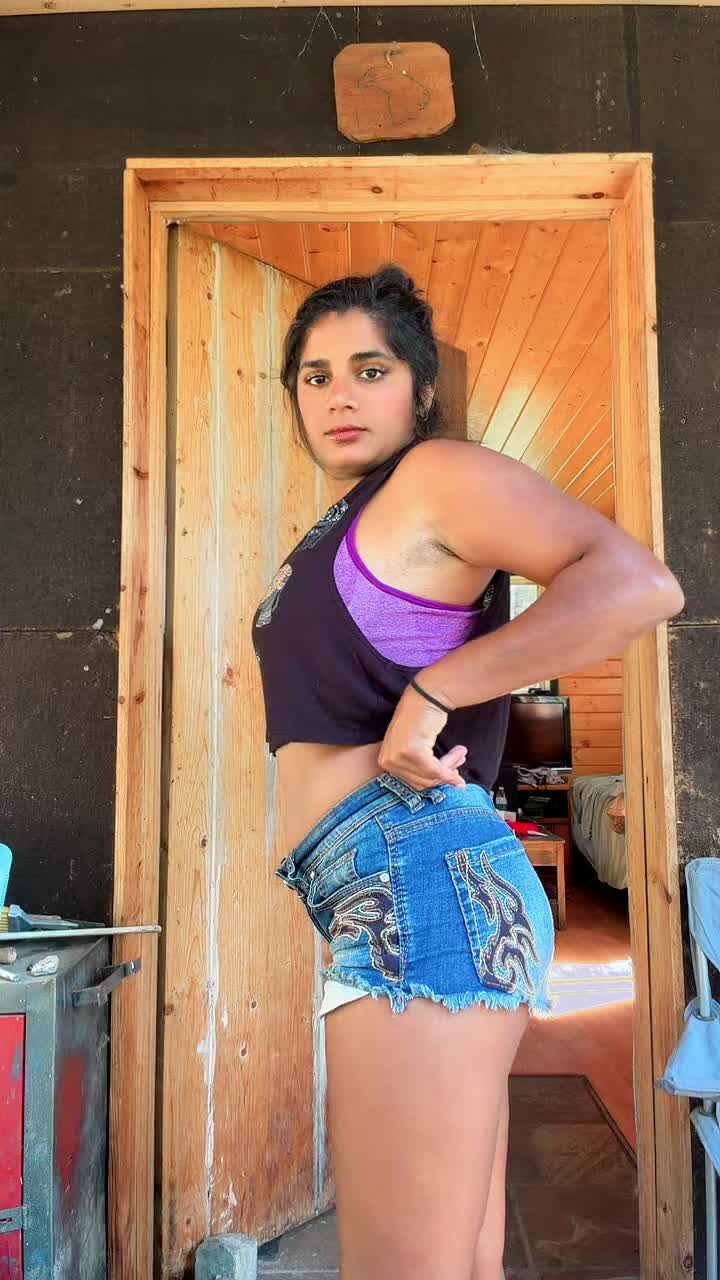 @Bhahawttie