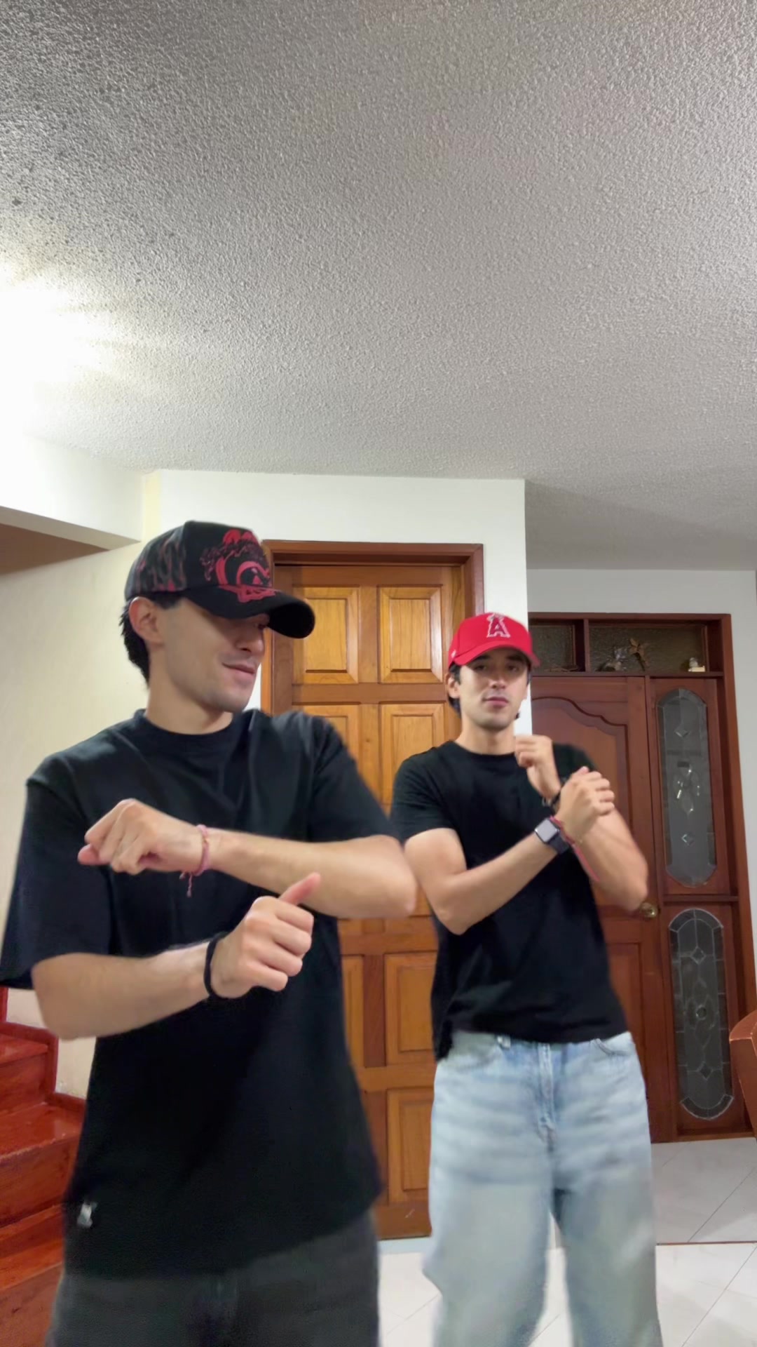 @Zavaleta