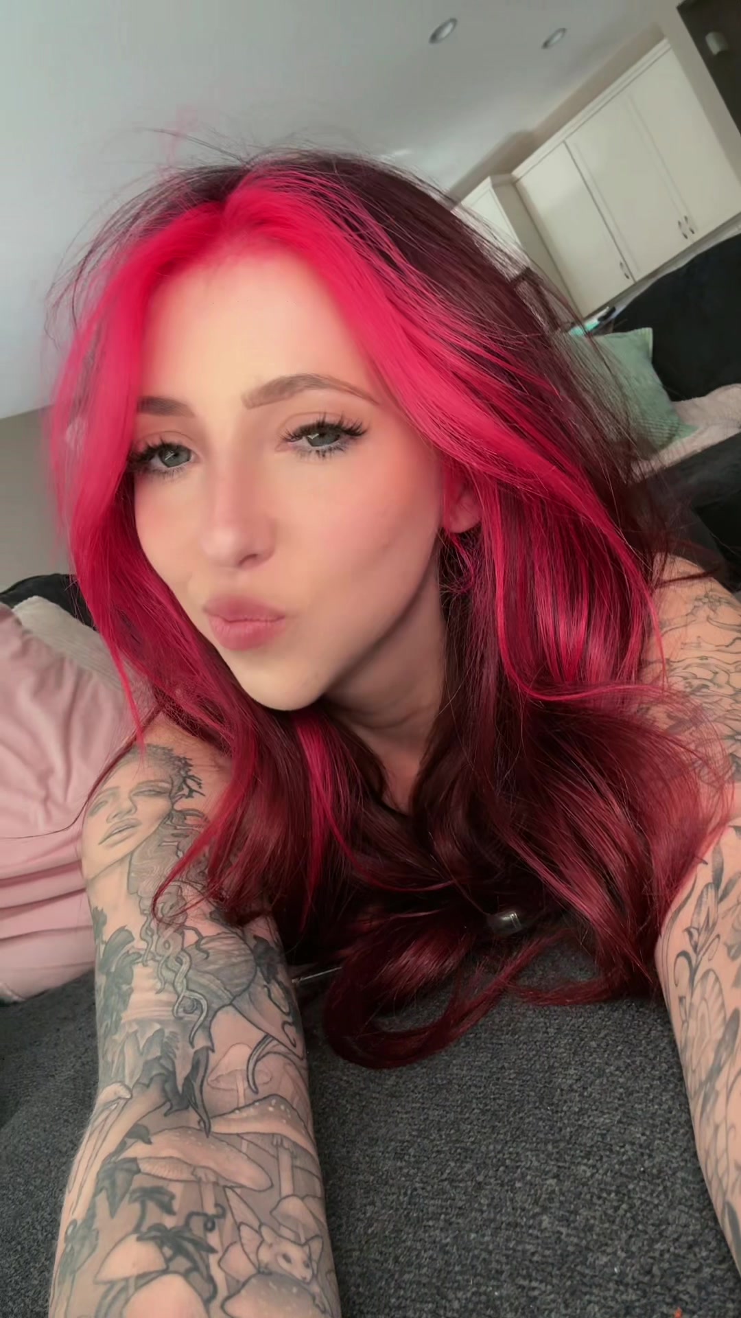@queensylviemarie