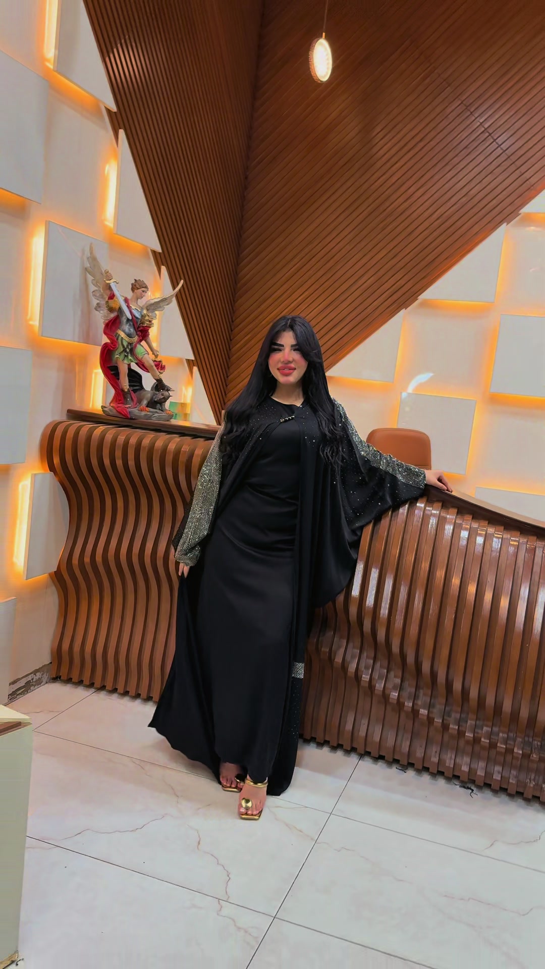 @سنتر سنيوريتا للعبايات الخليجي