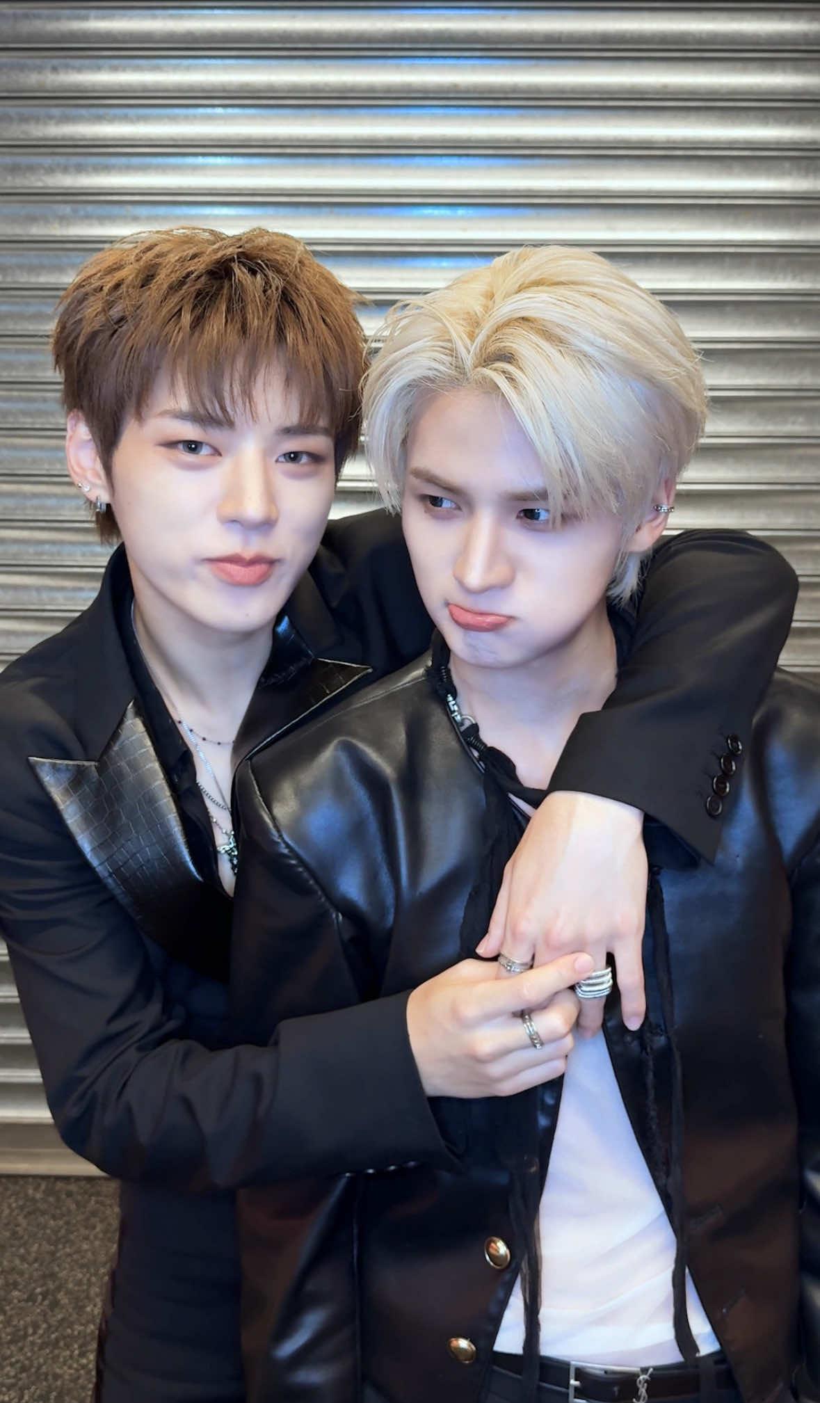 @NOWZ&middot;나우즈