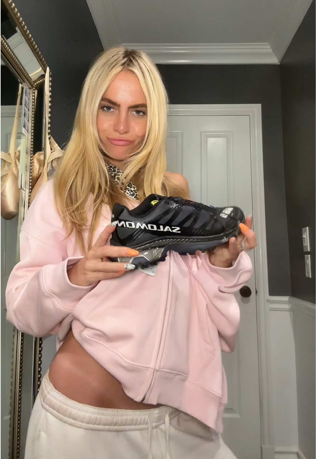 @phoebejoylafrance