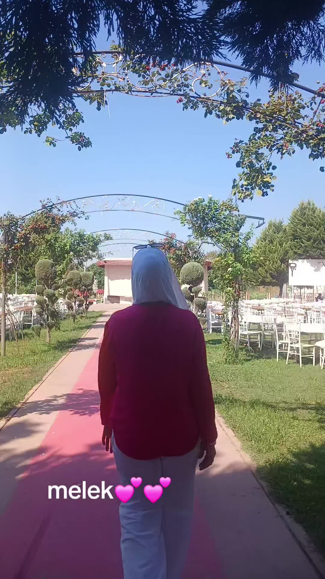 @Melek Sakallı