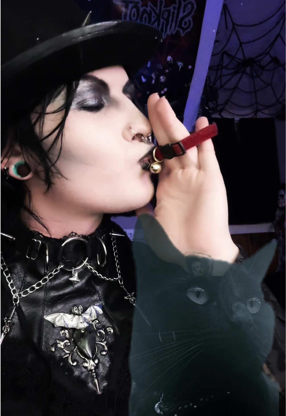 @𝕶𝖞𝖑𝖊