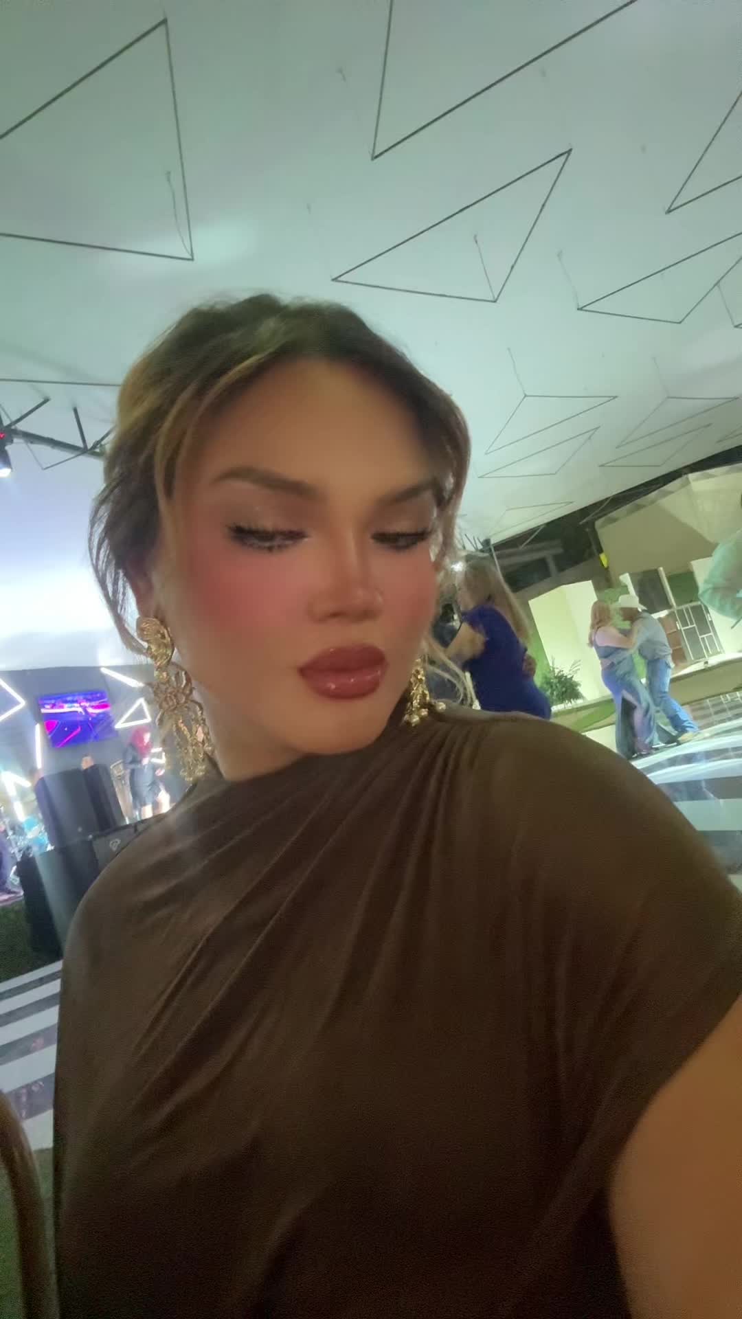 @Victoria Nicole