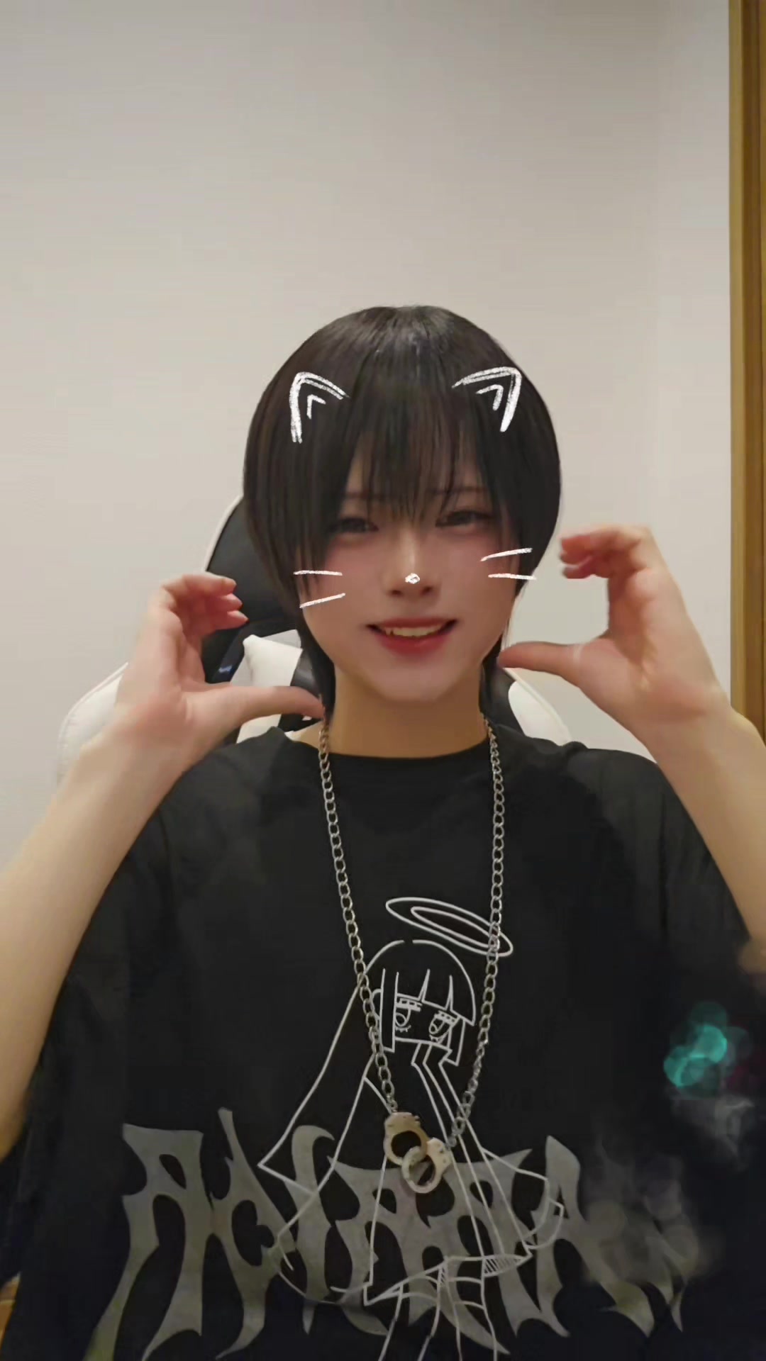 @あいどるなりたいひきこもり