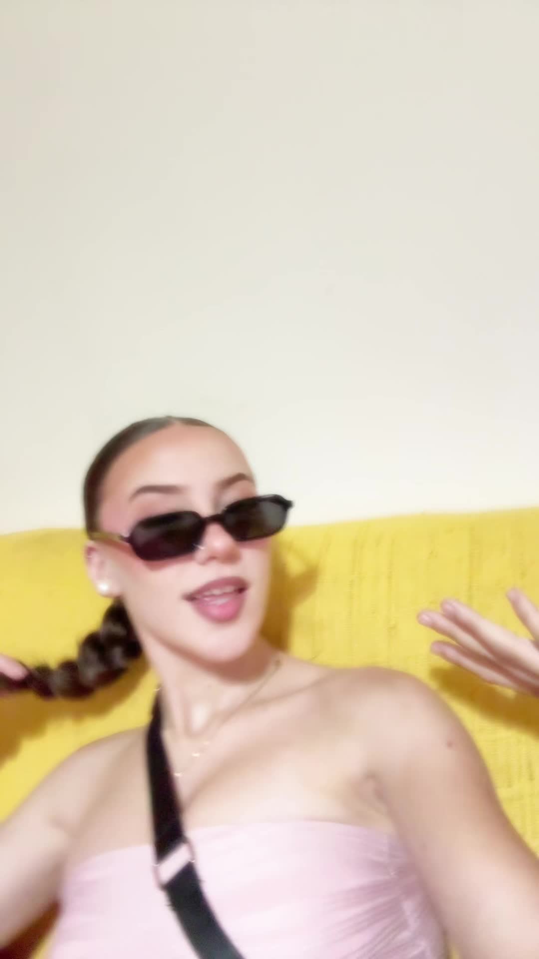 @𝐒𝐚𝐫𝐢𝐭𝐚🦋