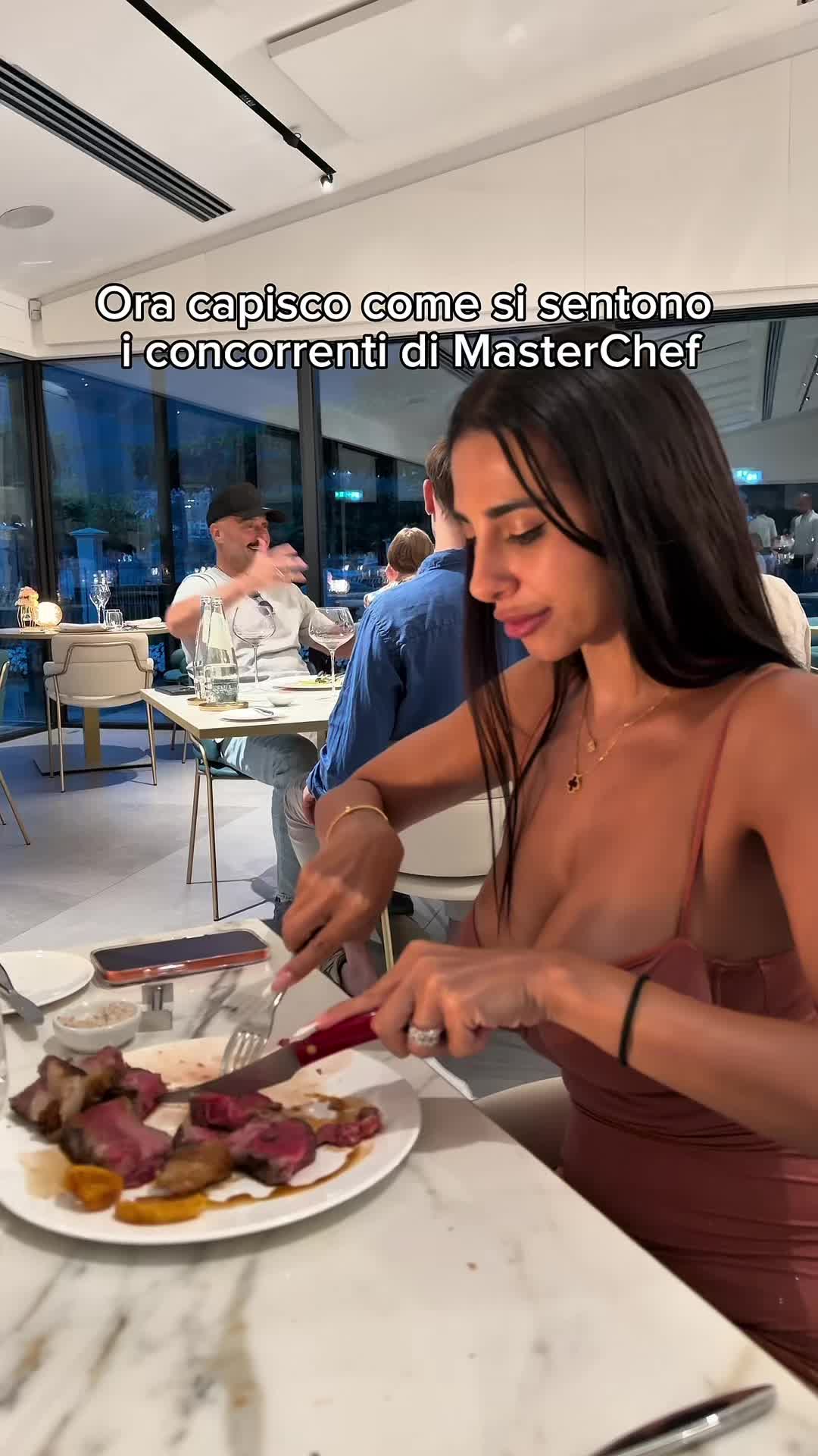 @zoeiscalling_