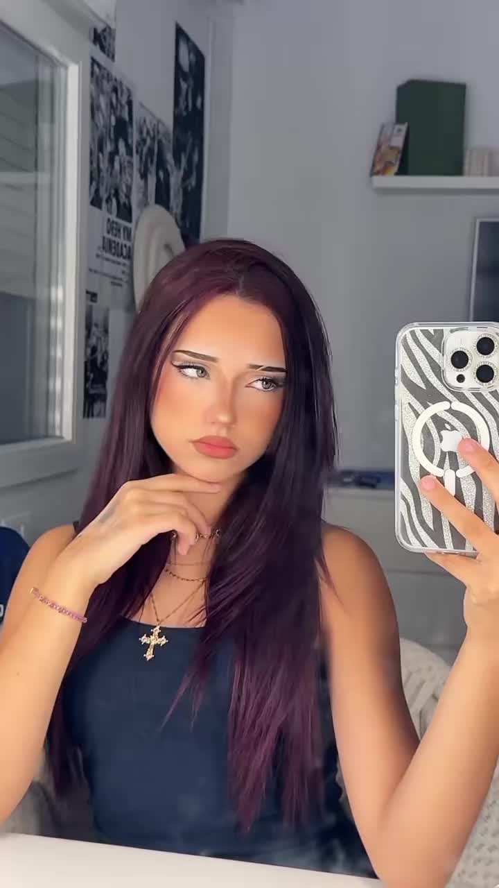 @Valeriarebollo