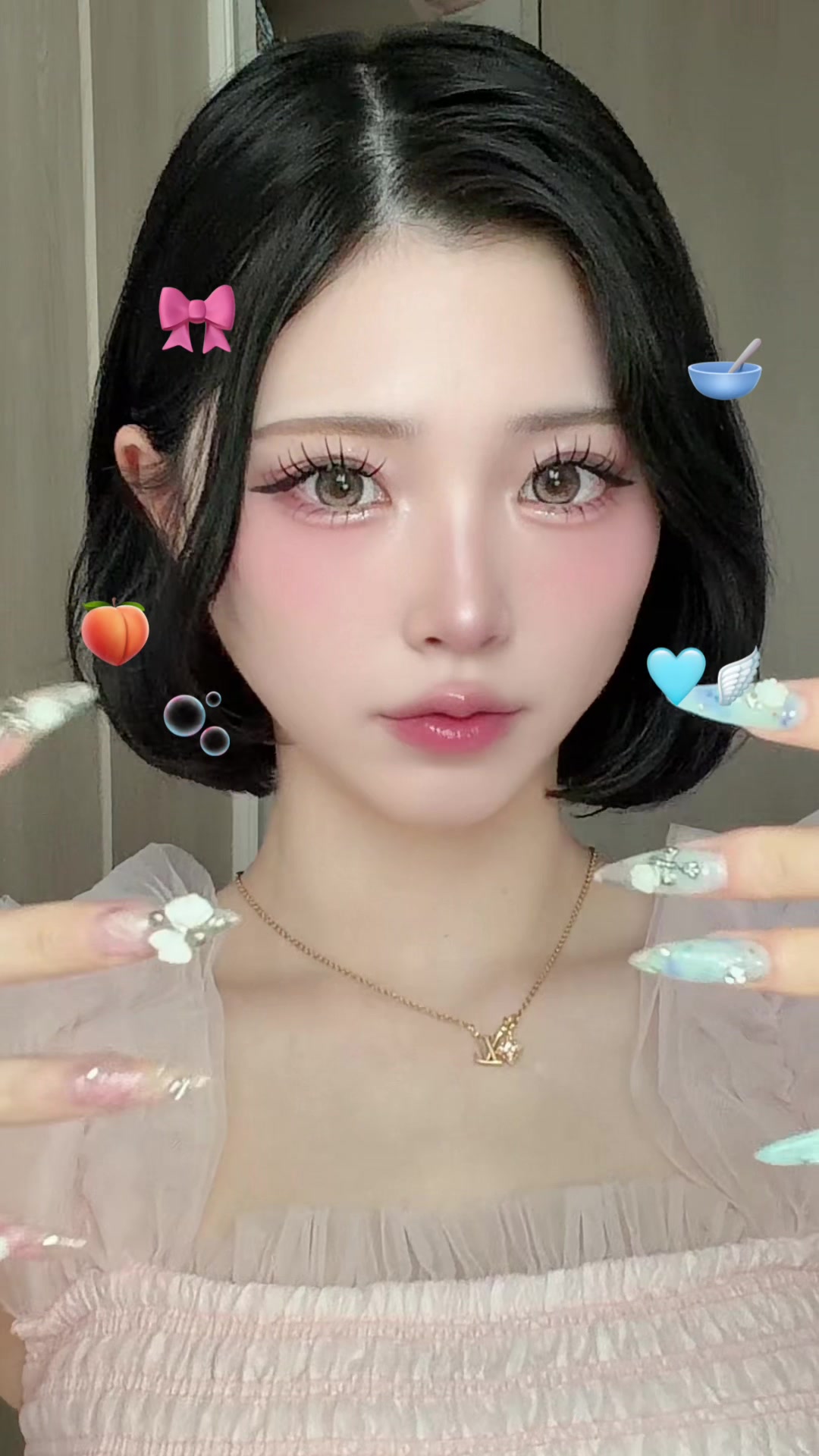 @るい