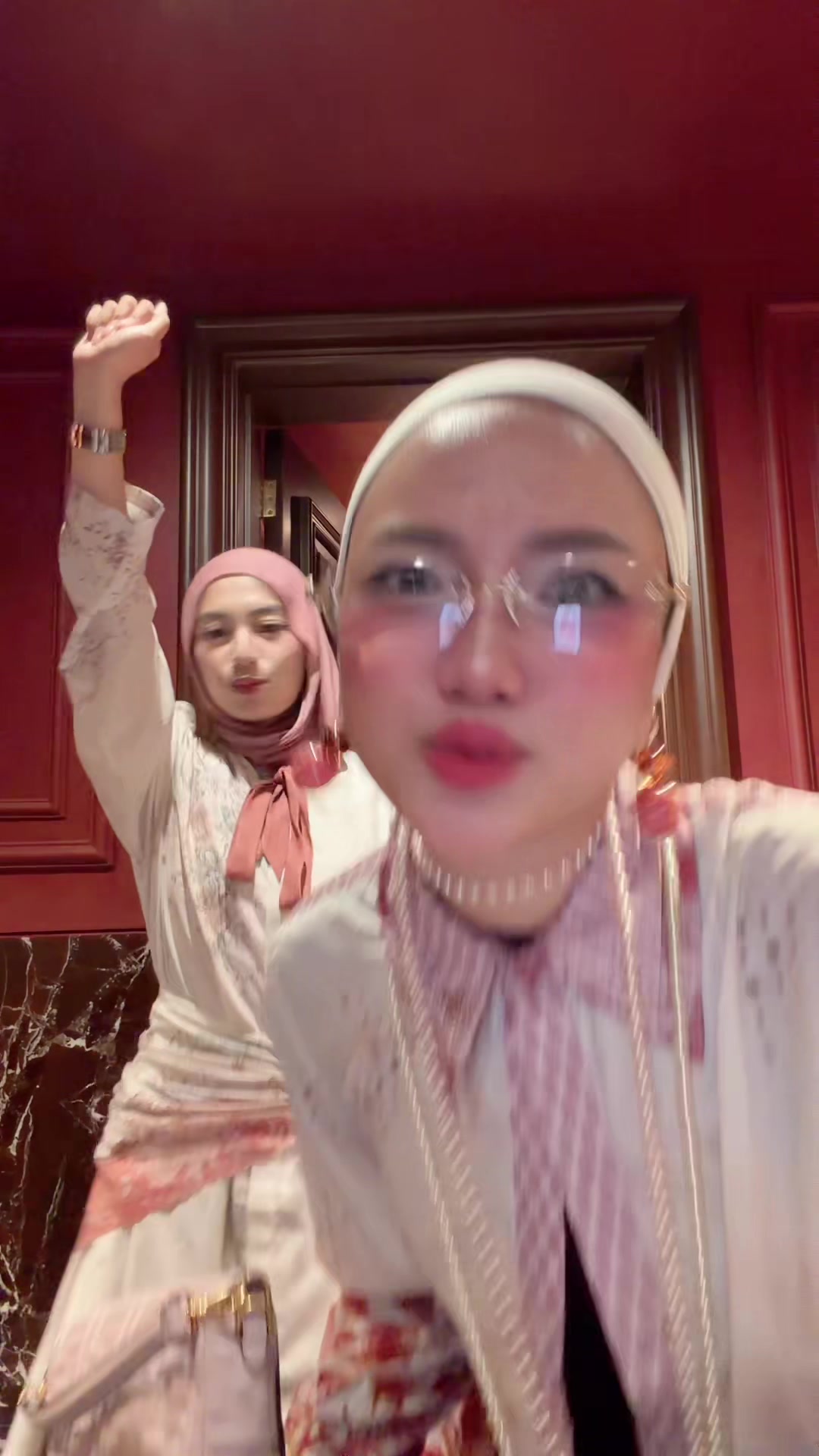 @nadyaaisha