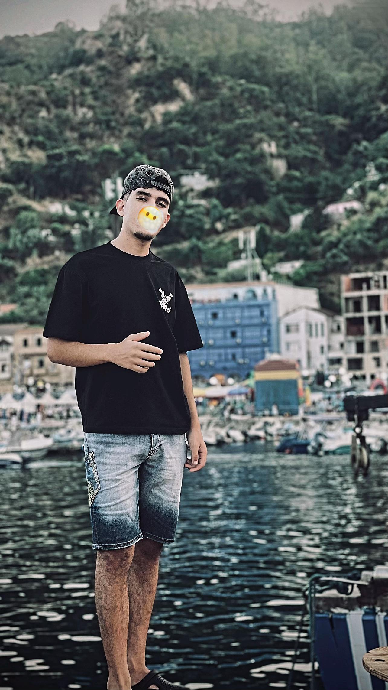 @ᶠ🪐