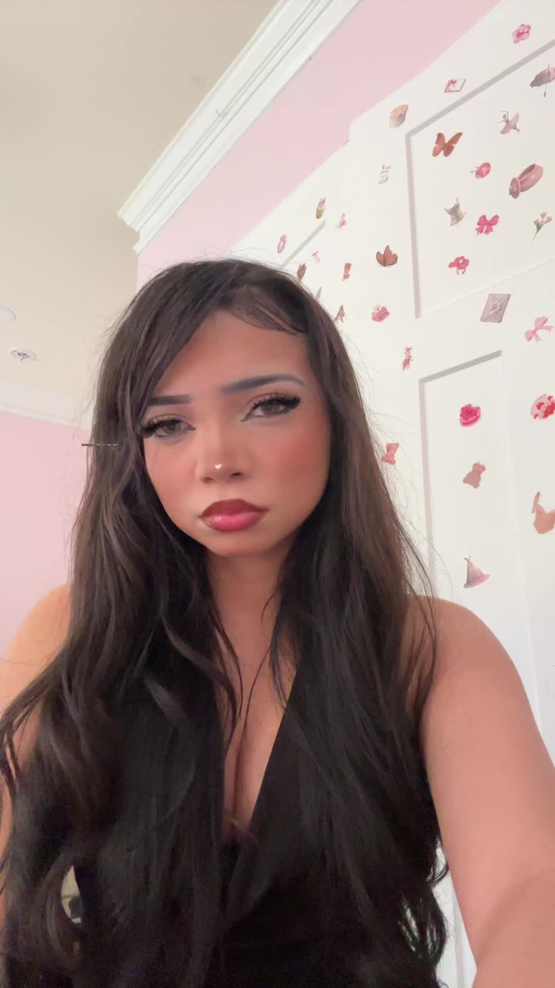 @𝓚𝓪𝓻𝓵𝓪 🌺