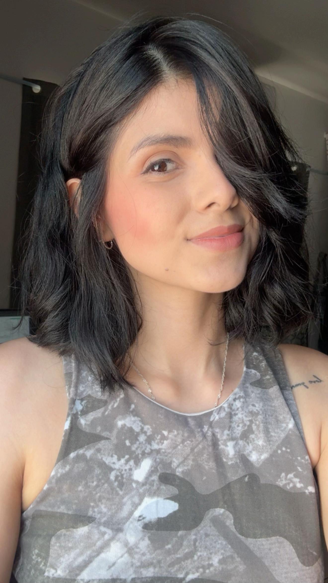 @Den ✨
