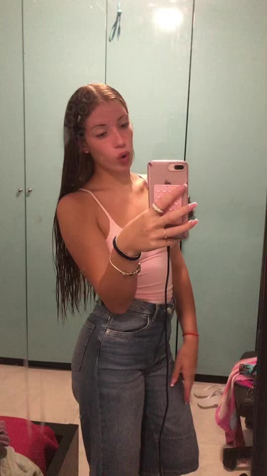 @Vale💞