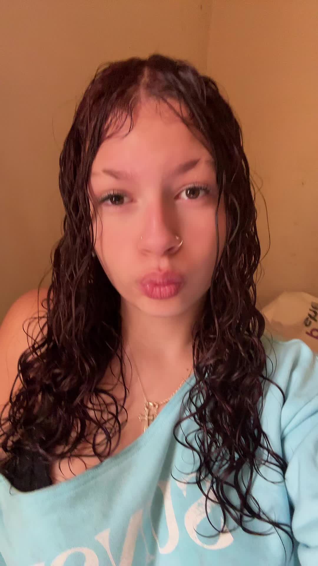 @𝒞 ᥫ᭡.