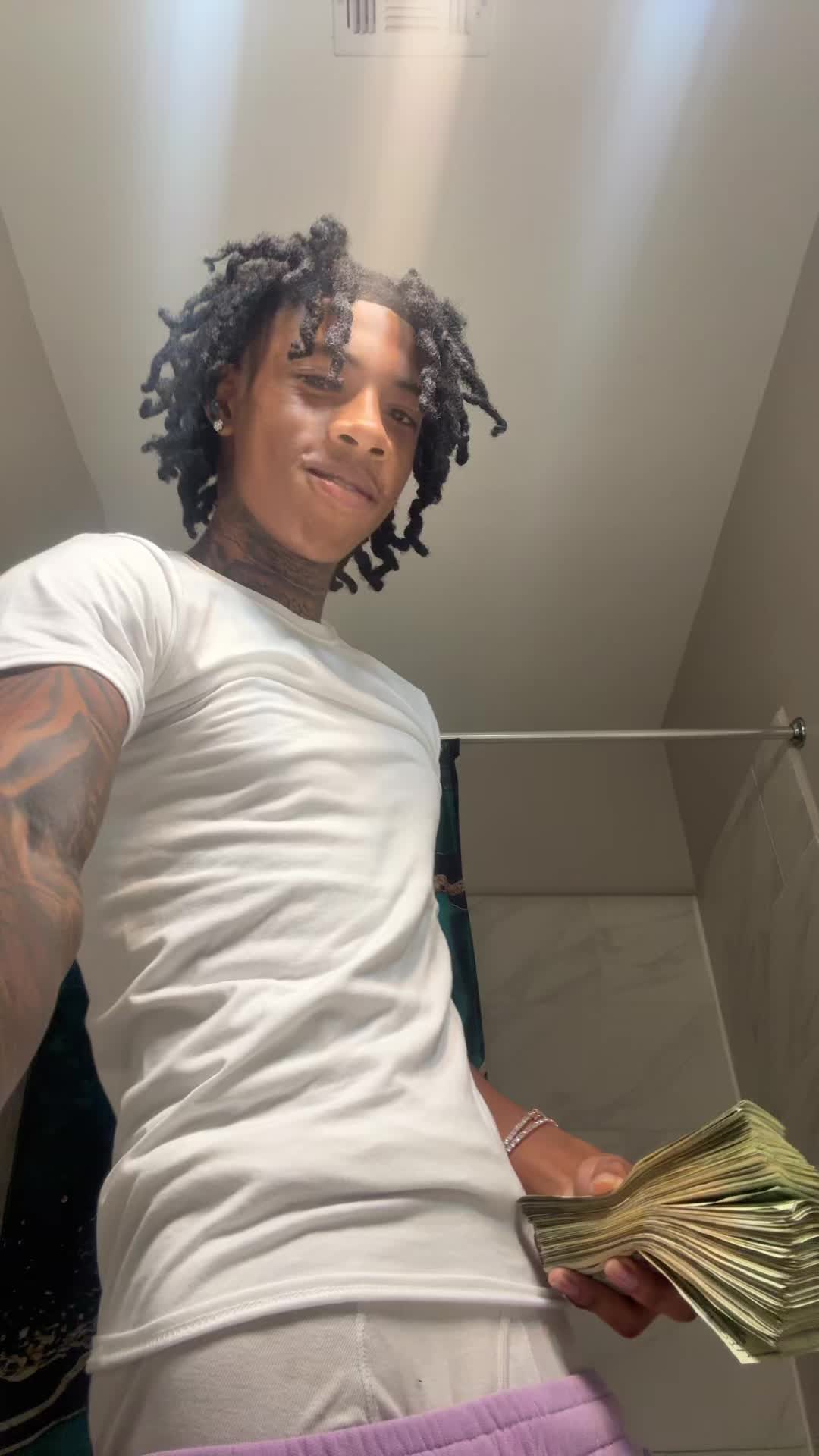 @jayshawnn