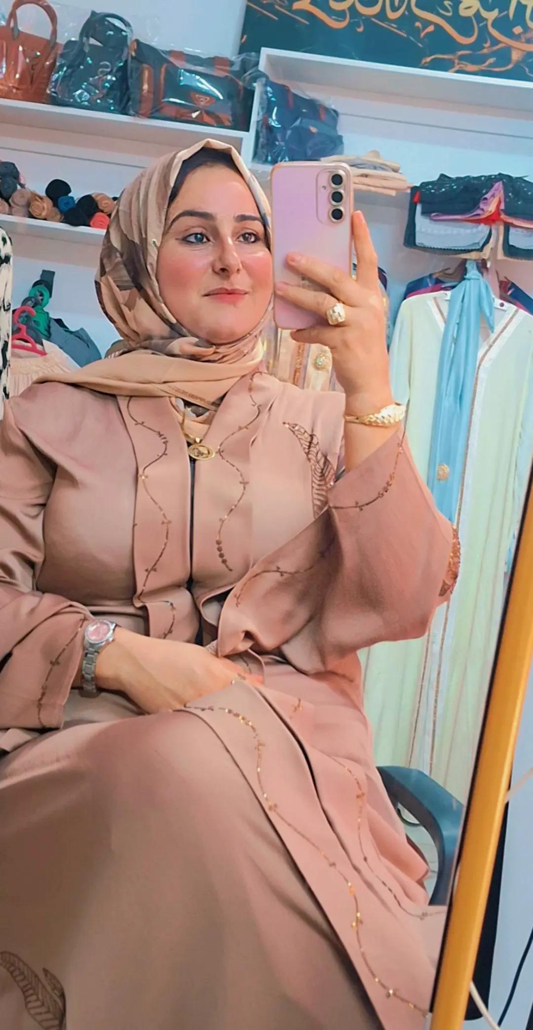 @Mouna Boussouibaa