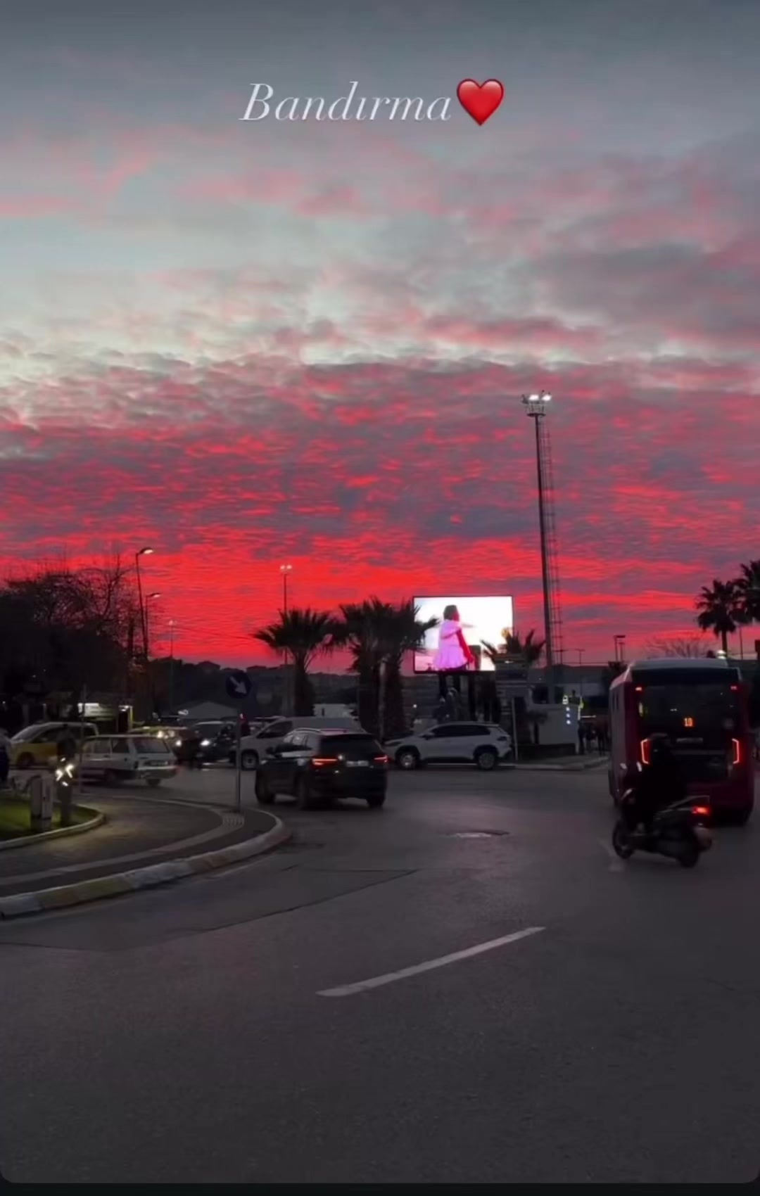@🇹🇷𝗦İ𝗩𝗔𝗦 𝗞𝗜𝗭𝗜🇹🇷🤘🏻