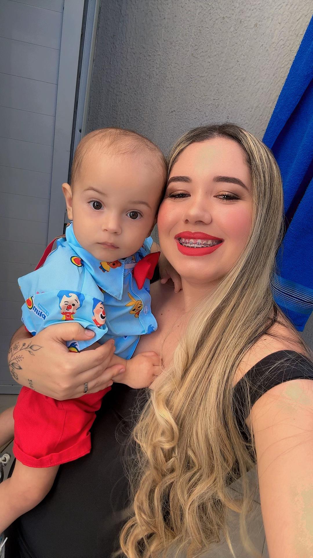 @Let&iacute;cia Santos