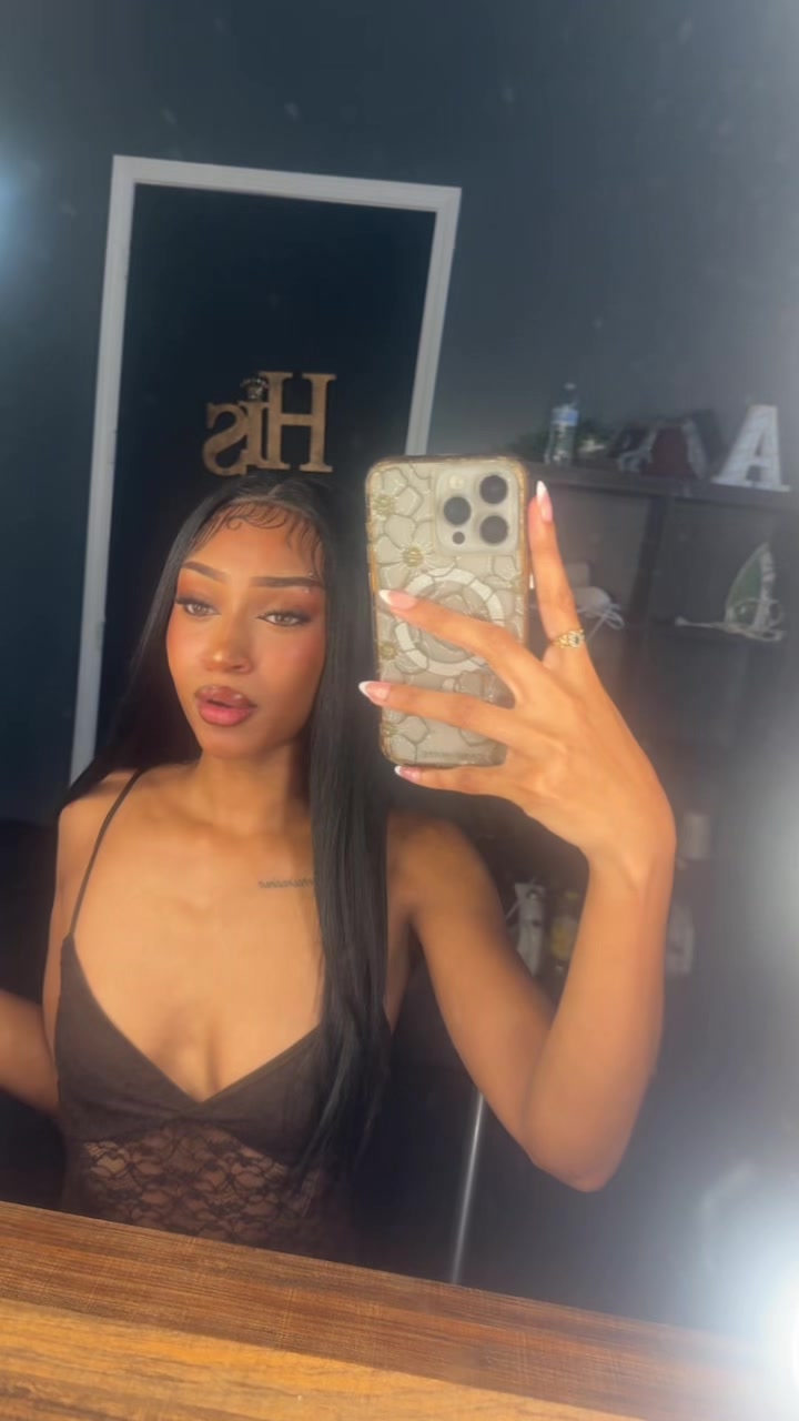 @𝕮𝖔𝖑𝖑𝖊𝖊𝖓🤍🌞