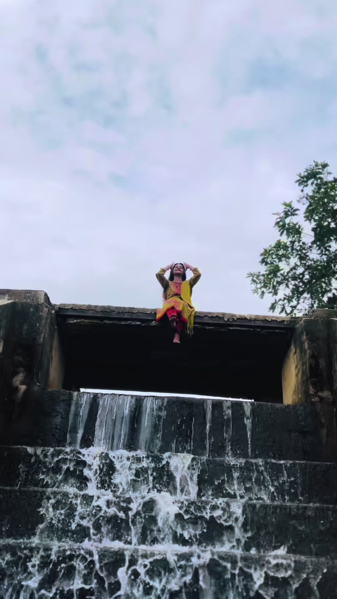 @🥂ঐশী🥂