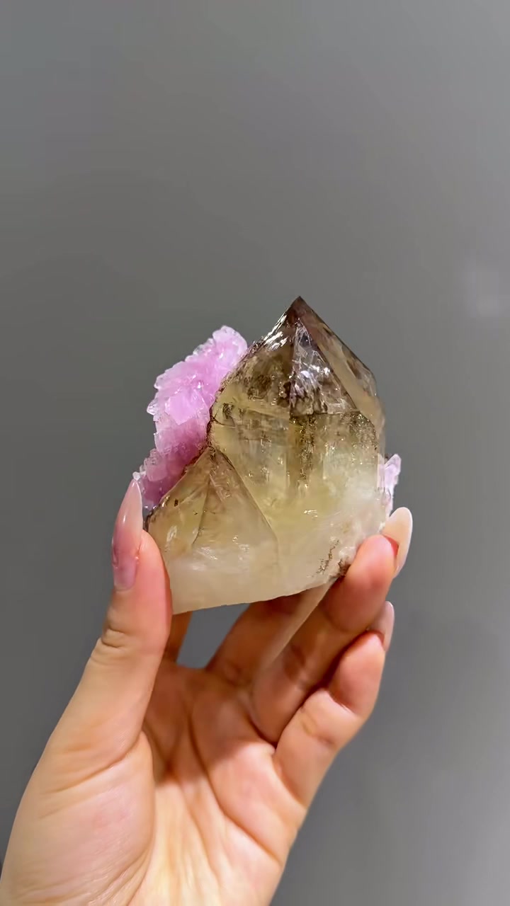 @crazystonekiki