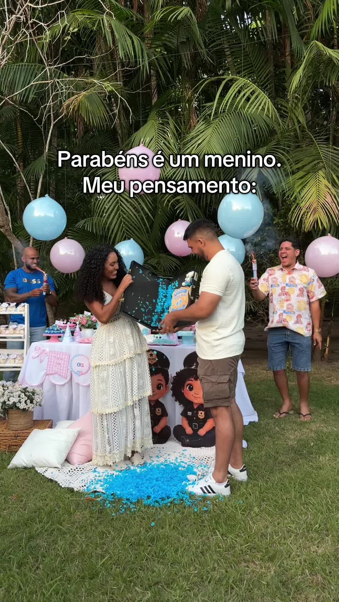 @N&aacute;dia Barroso