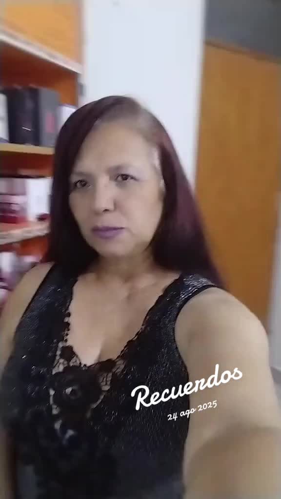 @Bella
