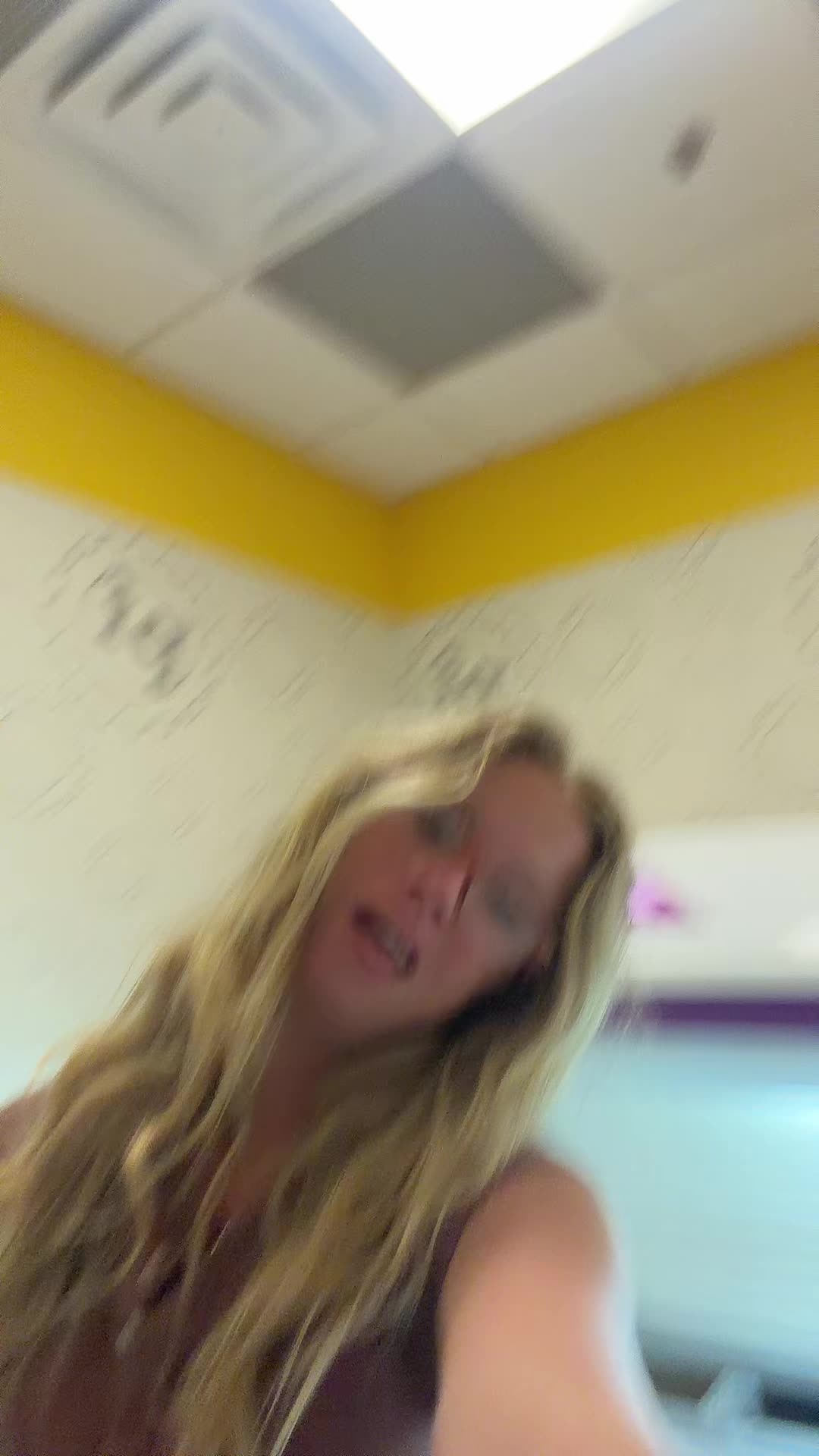 @Itscheybutt