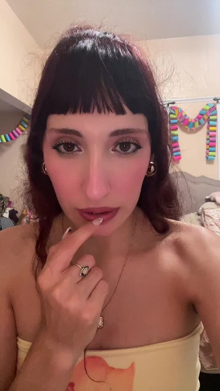 @Hi-its-Alexis