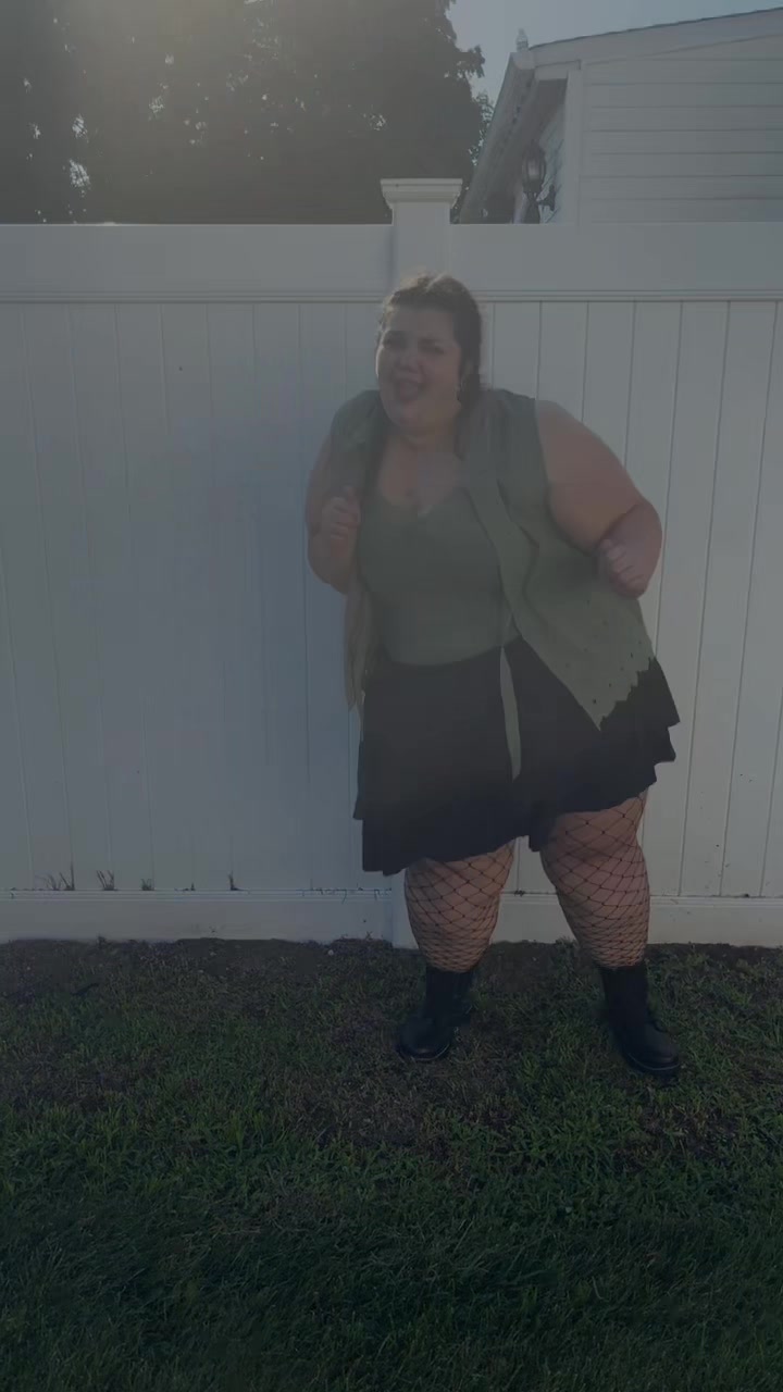 @Leana_Minero