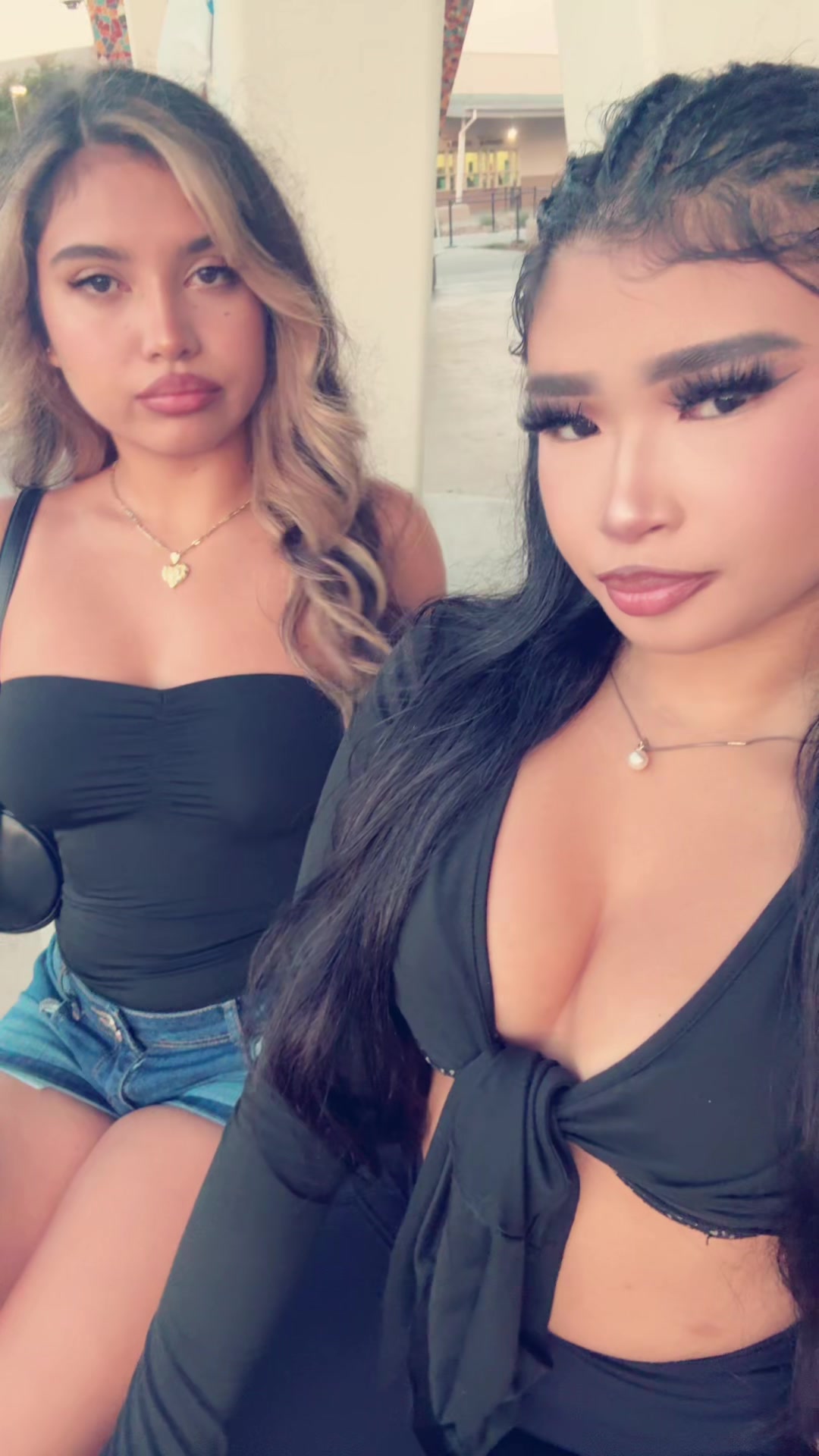 @poopyazngirl