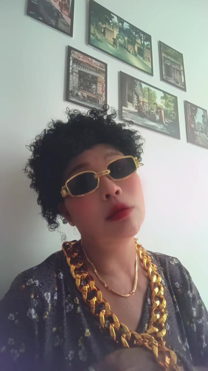 @武 秋 芳. Vũ Thu Phương