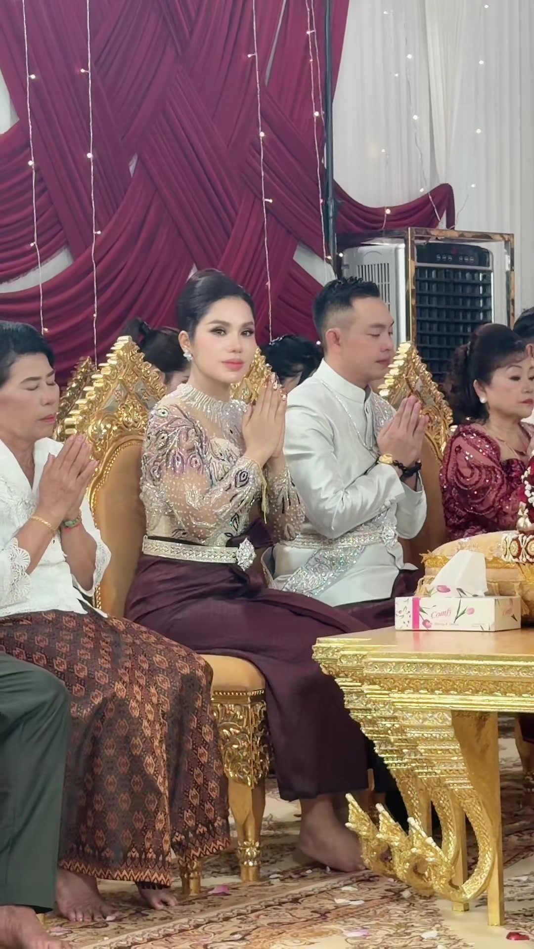 @វ៉ែន នុច
