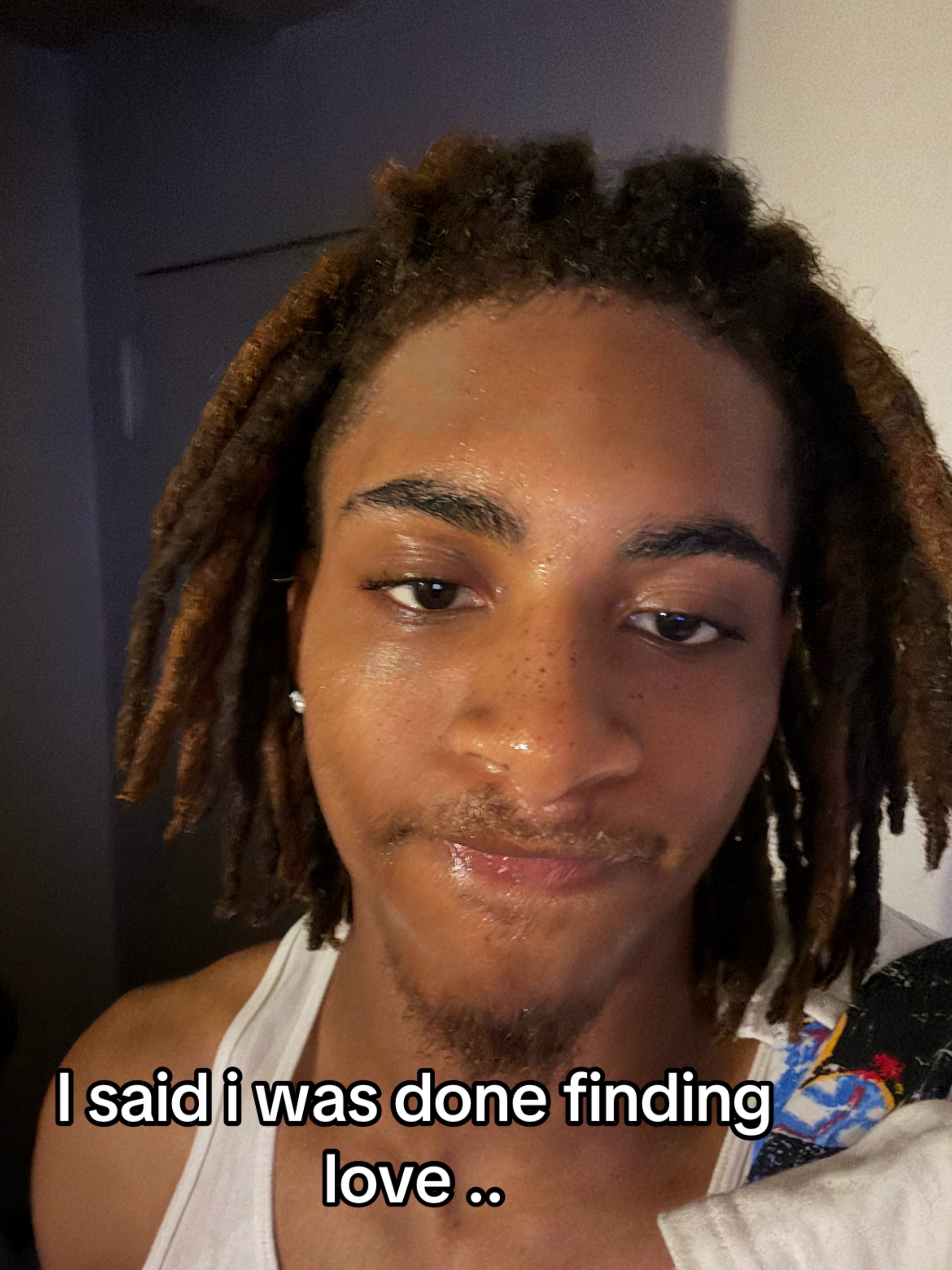 @Glitchy 🚶🏽&zwj;♂️..