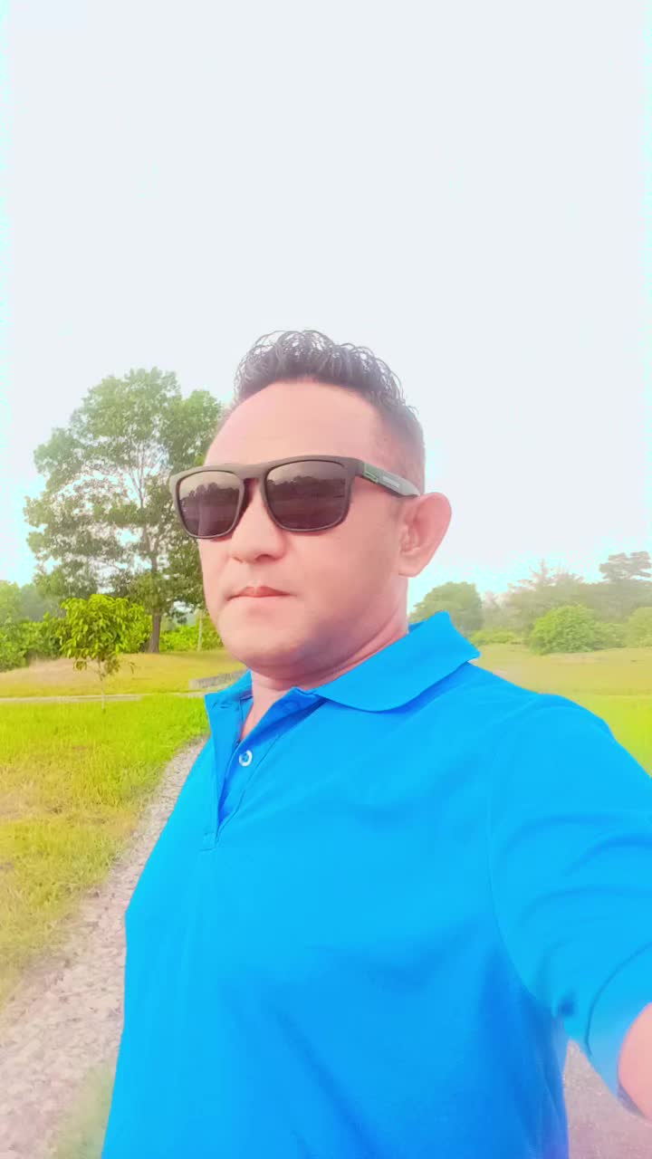 @काभ्रेलि Anil Dong