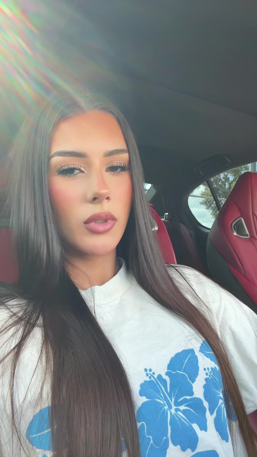 @b🍒