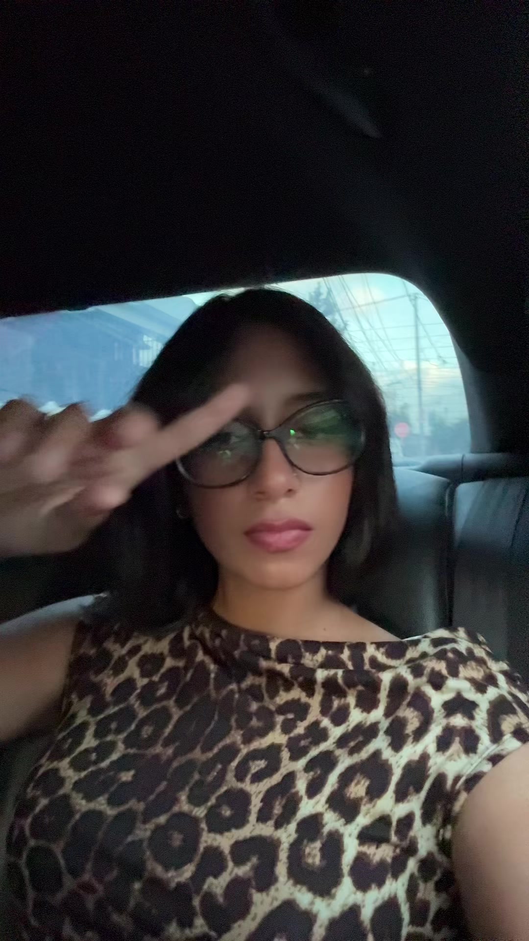 @👱🏽&zwj;♀️